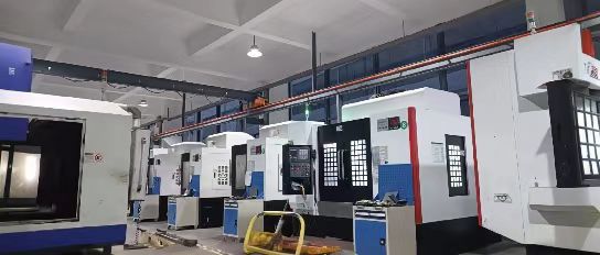 Mesin Haozhifeng Nguatake Manajemen Produksi kanggo Efisiensi Luwih